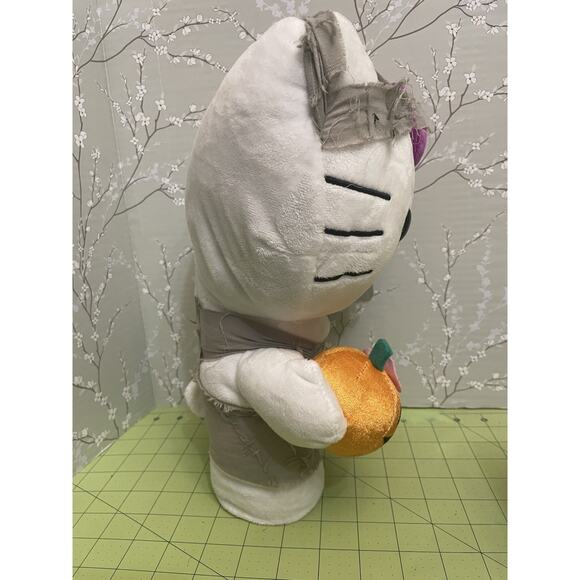 Hello Kitty Halloween Mummy Plush Side Stepper 12" Gemmy Sanrio Music works - Picture 4 of 10
